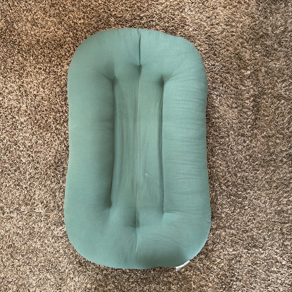 Snuggle Me Organic Lounger